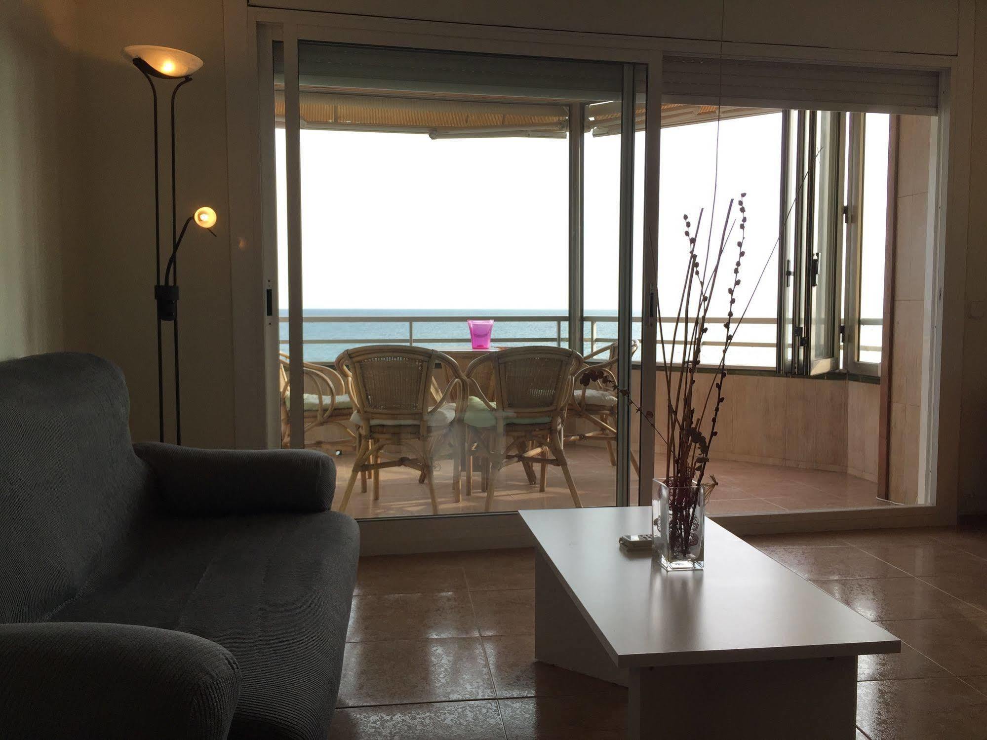 Apartamento Rosendo Calafell Exterior foto